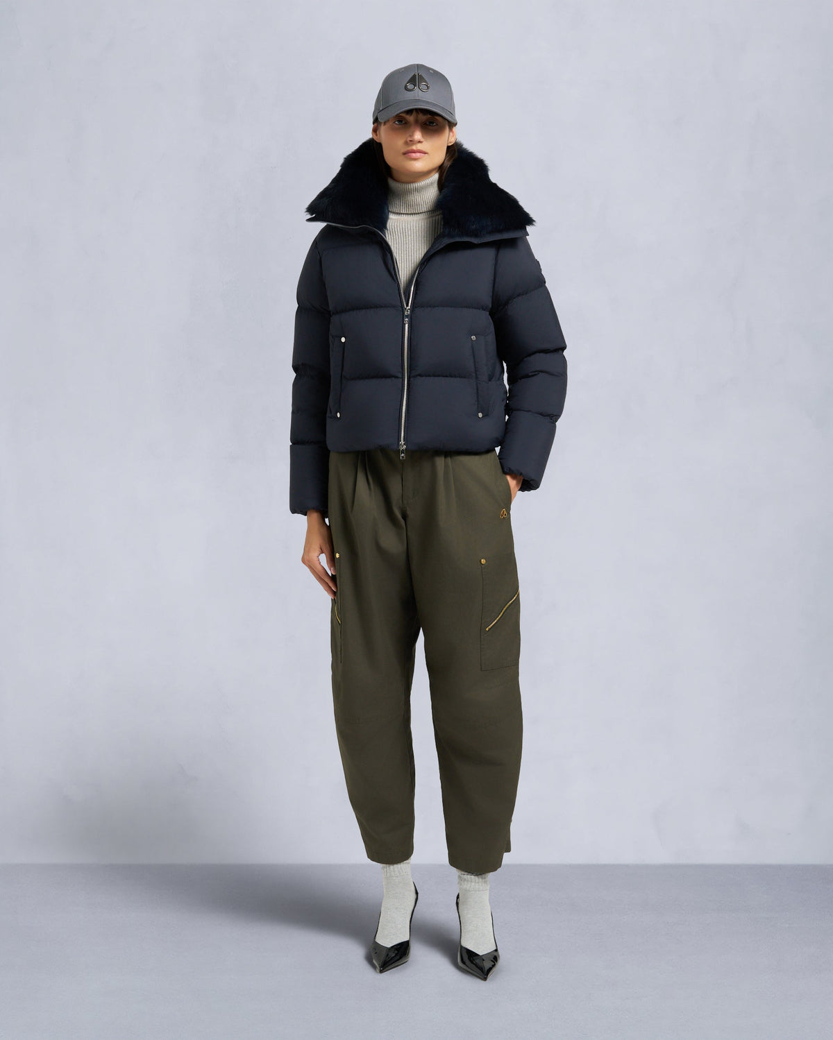 BELLE DUNE SHORT SHEARLING TRIM PUFFER